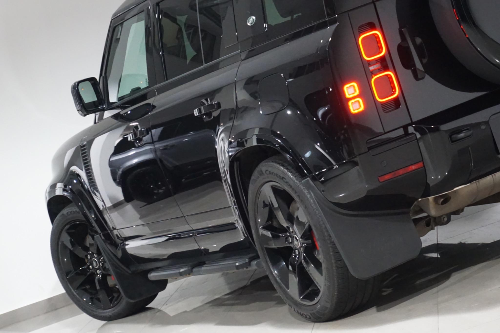 Land Rover Defender 110 2.0 P400e 15.4kWh X-Dynamic HSE Auto 4WD Euro 6 (s/s) 5dr